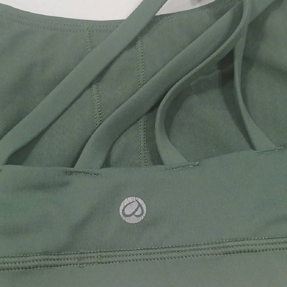 Green Activewear Set Gentle Used Sz Small - Picture 5 of 12